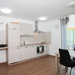 Razingar 9 Apartamento *