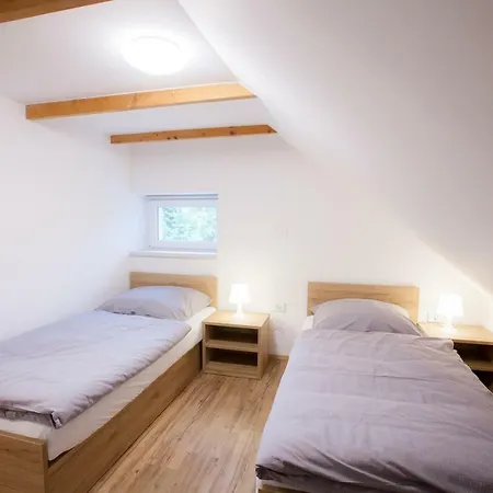 Razingar 9 Μπλεντ