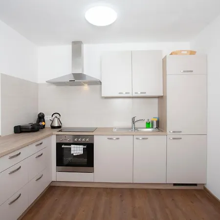 Razingar 9 Apartment Bled