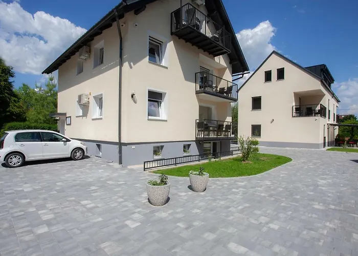 Razingar 9 Apartman *